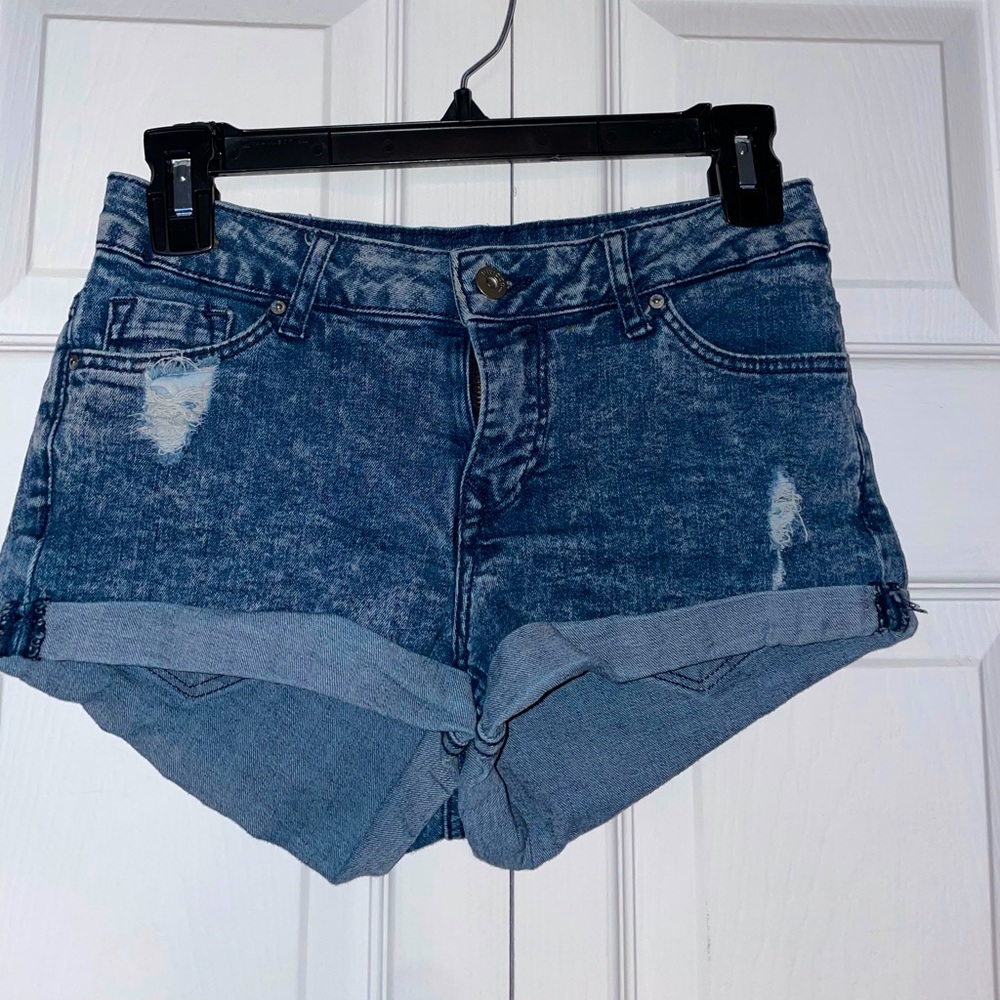 Divided shorts